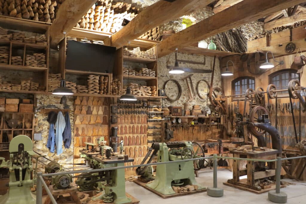 Musée de la Galoche ©collection privée du musée